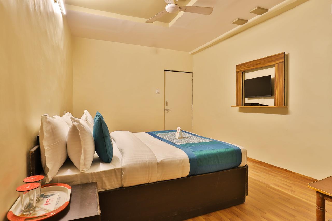 Oyo 11427 Hotel Kalyan Ahmadábád Exteriér fotografie